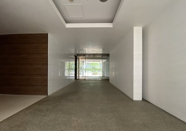 ロビー　★見学予約受付中★