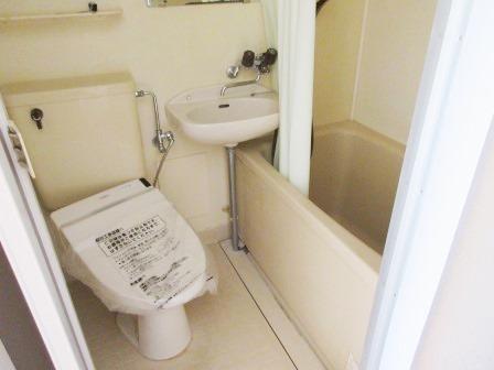 バス・シャワールーム　※別部屋写真