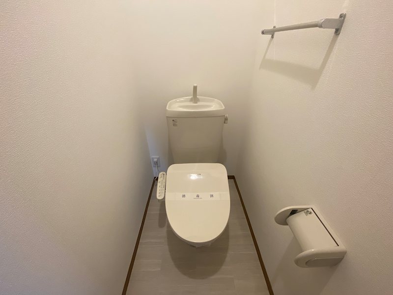 トイレ　別部屋参考写真