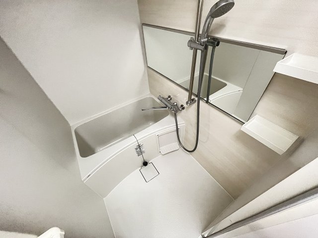 バス・シャワールーム　ゆったり過ごせるお風呂です