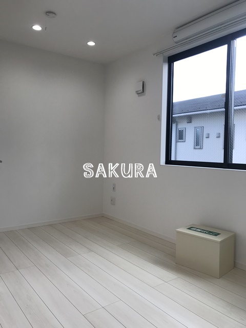 居室・リビング　開放感のあるゆったりとしたお部屋です♪