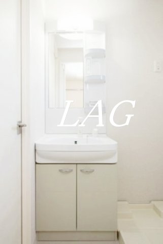 洗面設備　洗面台です。