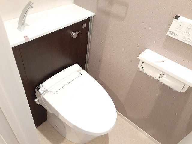 トイレ　シンプルで使いやすいトイレです