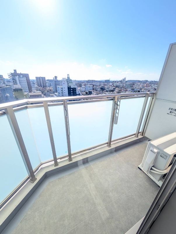 バルコニー　他号室の写真になります。