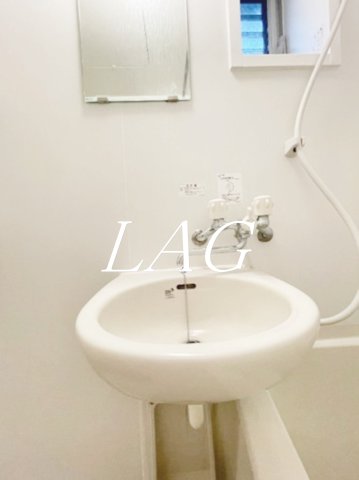 洗面設備　洗面台です。