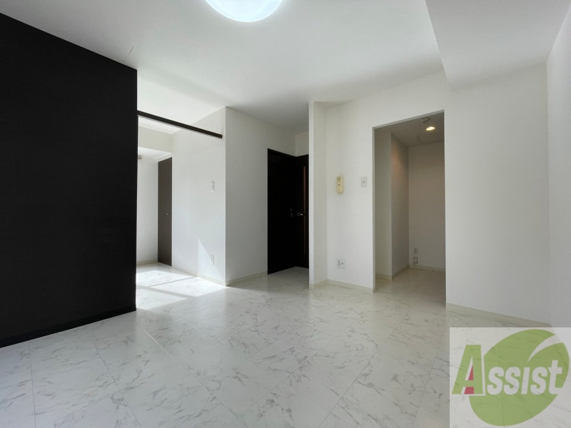 居室・リビング　広くてキレイなお部屋が広がっていて、充実した生活が送れそう。