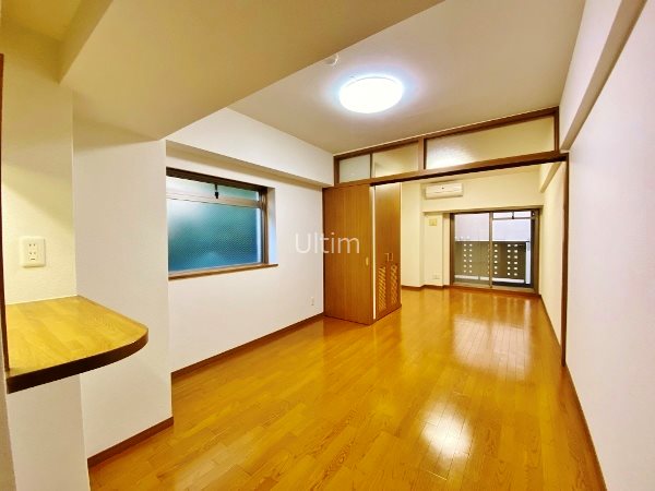 居室・リビング　※別のお部屋のお写真です。参考までに