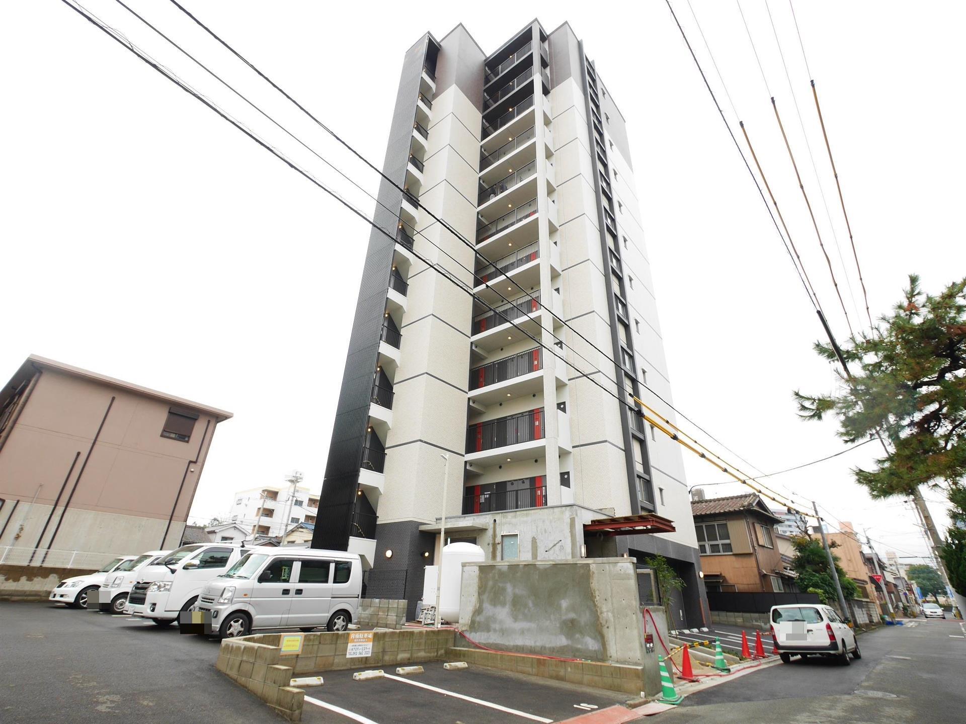 建物外観　2016年2月入居開始★12階建て高層マンション！