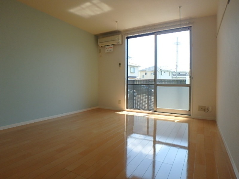 居室・リビング　図面と現状に相違がある場合には現状を優先