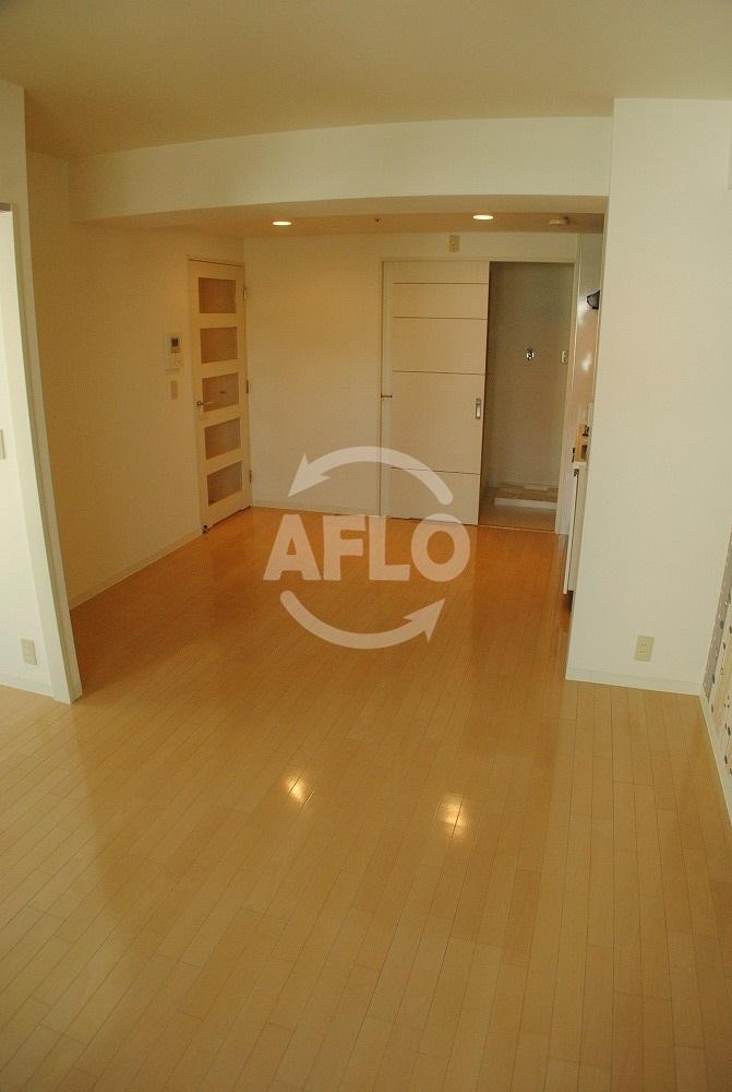 居室・リビング　M.hills西本町　リビング