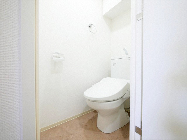 トイレ　セレニテ梅田ルフレ　トイレ