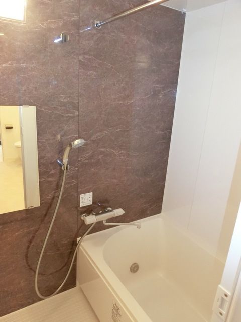 バス・シャワールーム