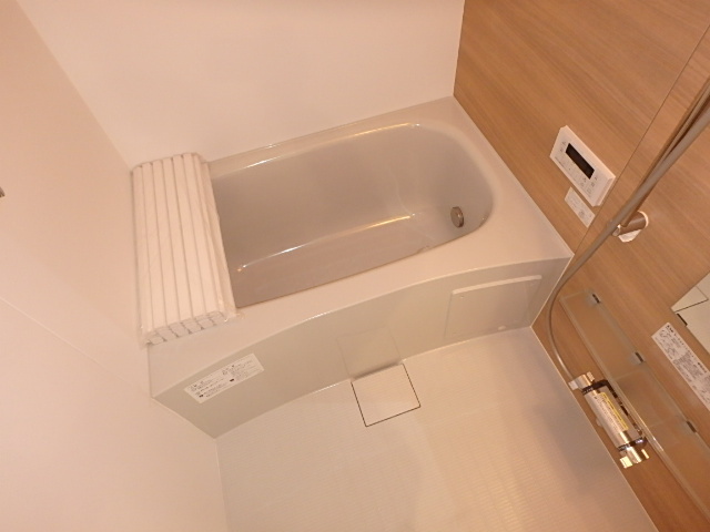 バス・シャワールーム　追炊き・浴室乾燥機完備