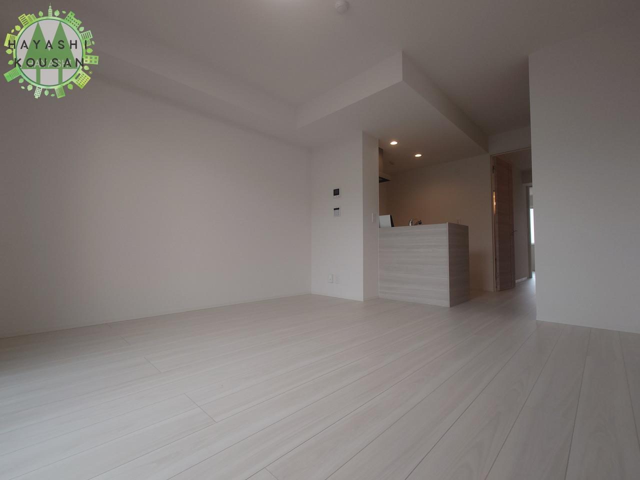 居室・リビング　※写真はすべて同じタイプの別の部屋のものです