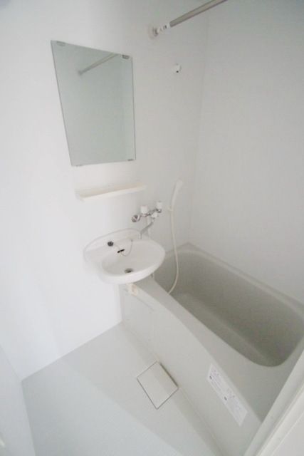 バス・シャワールーム　★お部屋探しはタウンハウジング稲田堤店まで★