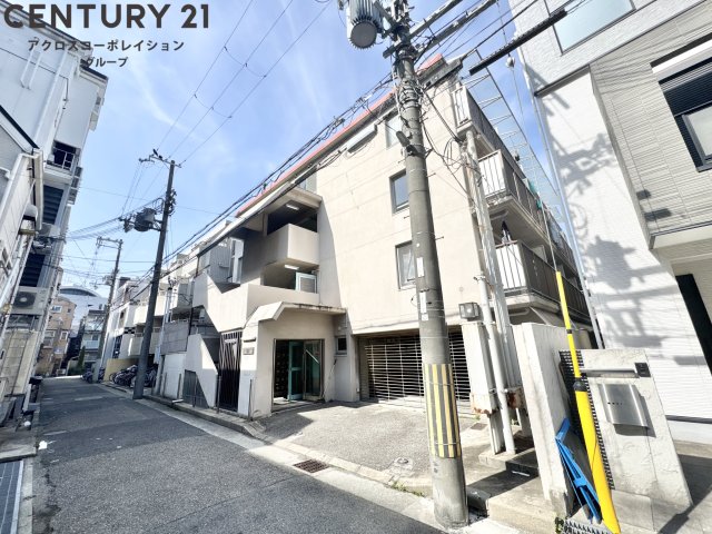 建物外観　敷地内に駐輪場があります