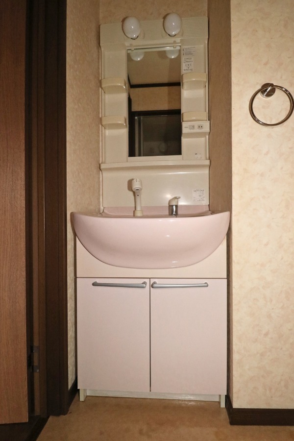 洗面設備　洗面化粧台