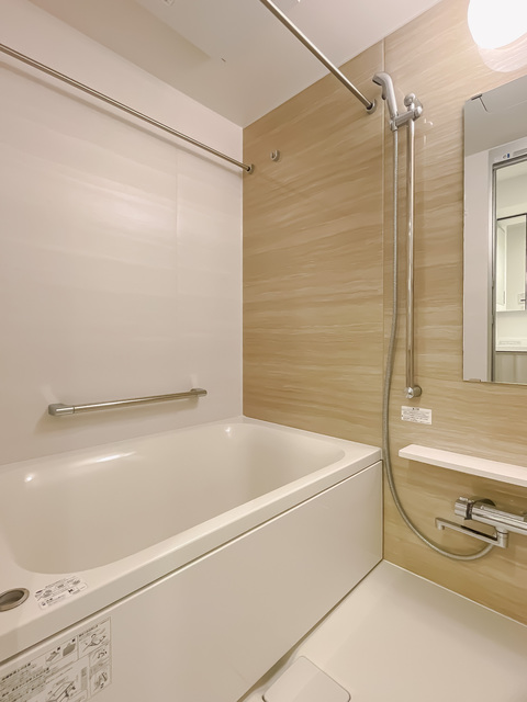 バス・シャワールーム　※写真は同タイプ住戸です。