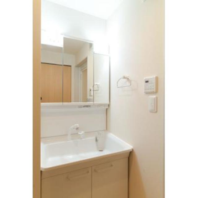 洗面設備　独立洗面台