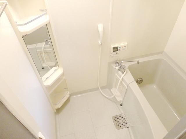 バス・シャワールーム　別部屋参考写真