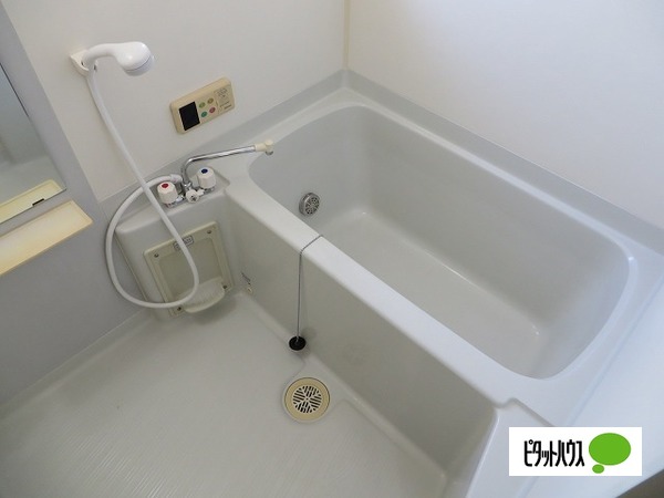 バス・シャワールーム　浴室