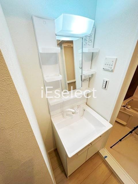 洗面設備　忙しい朝に便利なシャンプードレッサー♪