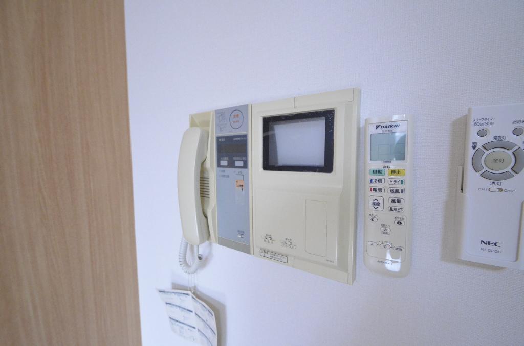 セキュリティ　カメラ付インターホン