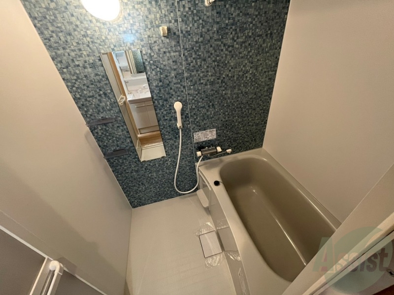 バス・シャワールーム　ユニットバスです。疲れを癒すのに欠かせませんね！