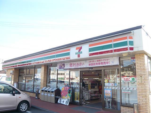 コンビニ　セブンイレブン（コンビニ）まで400m