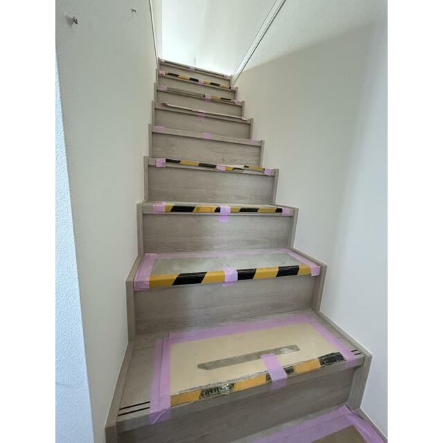 玄関　建築中の参考写真