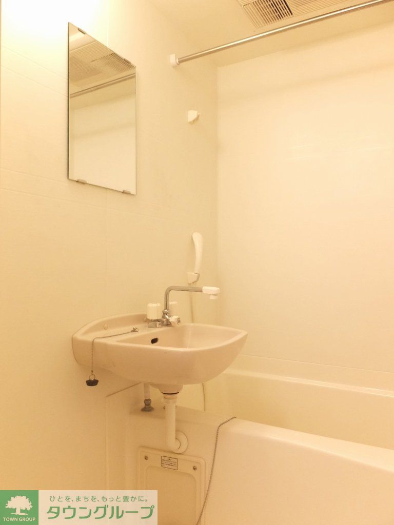 バス・シャワールーム　浴室換気乾燥機能付き