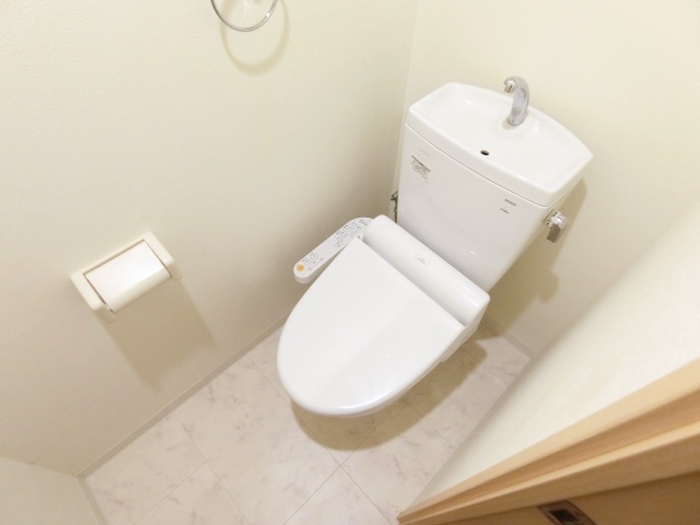 トイレ　ウォシュレット