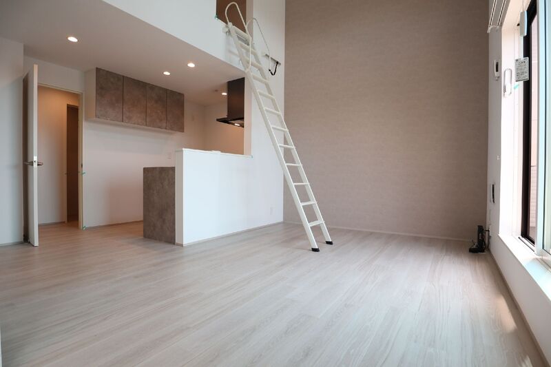 居室・リビング　開放感のあるゆったりとしたお部屋です♪