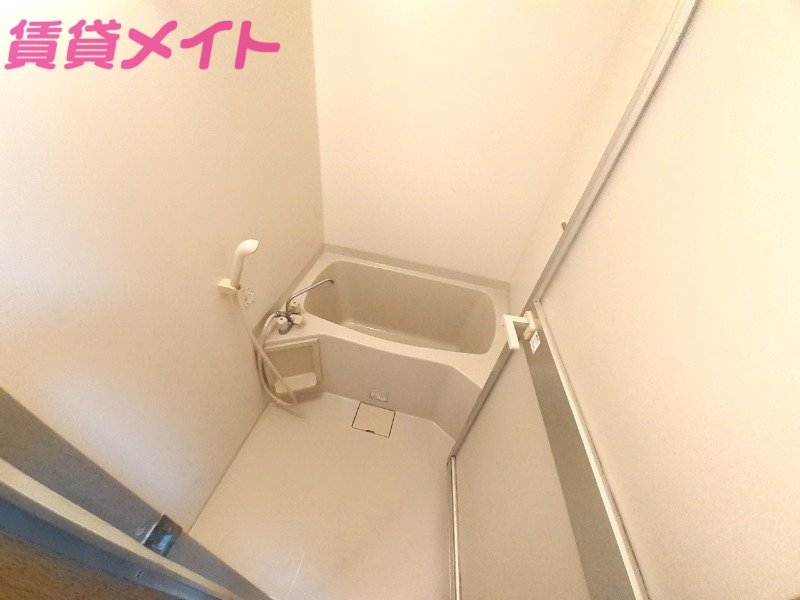 バス・シャワールーム　同型参考写真