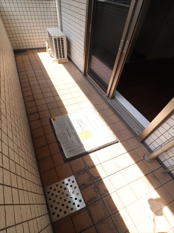 バルコニー　明るいバルコニーです