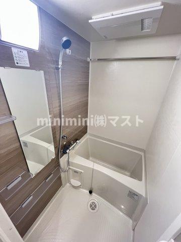 バス・シャワールーム　別部屋参考写真