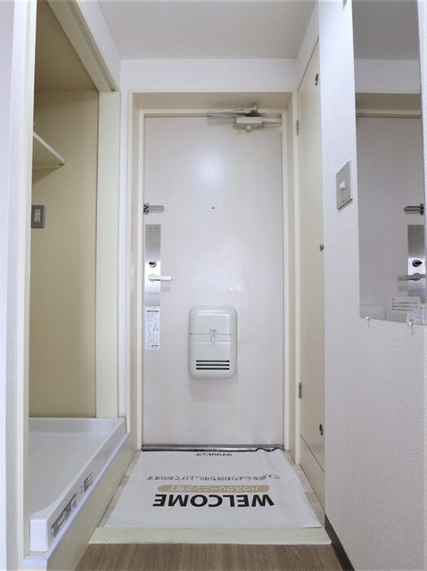 玄関　別号室の参考写真です