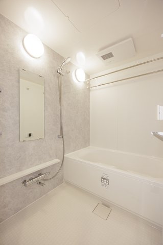 バス・シャワールーム　※写真は同タイプ住戸です。