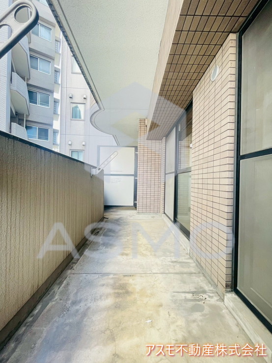 バルコニー　同マンション別部屋　参考写真