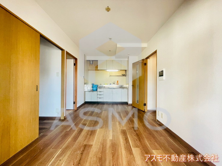 居室・リビング　同マンション別部屋　参考写真