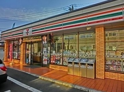 コンビニ　セブンイレブン 横浜上星川3丁目店（コンビニ）まで539m