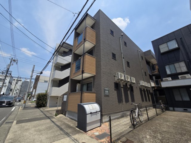 建物外観　ソレイユ松原