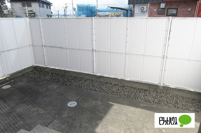 庭　専用テラス