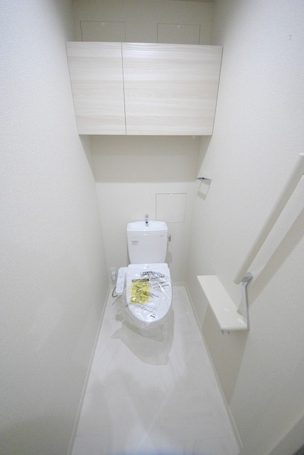 トイレ　写真は１０２号室