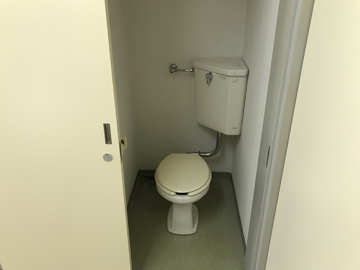 トイレ　専用トイレ