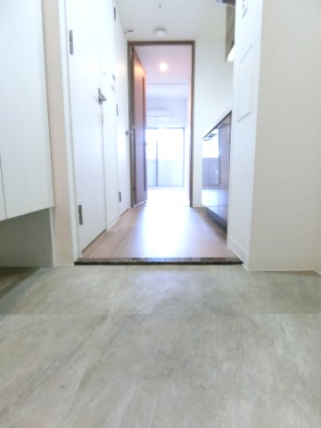 玄関　詳細は、RISUMO江坂本店→06-6155-7137まで♪