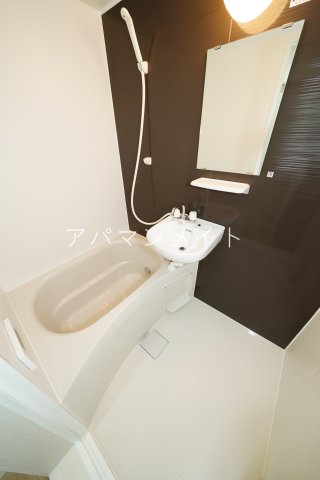 バス・シャワールーム　お風呂です