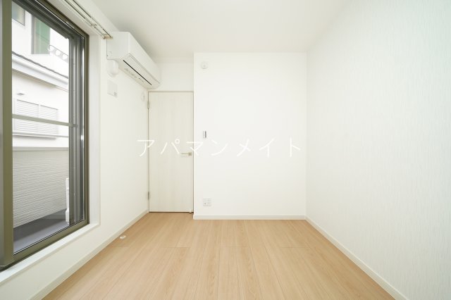その他部屋・スペース　使い勝手のいい寝室です