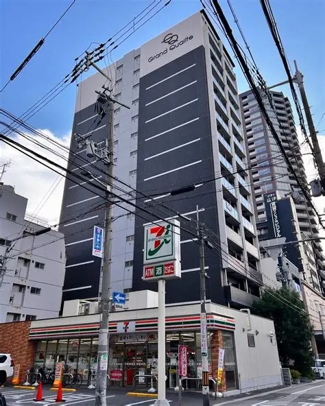 コンビニ　セブンイレブン大阪高津3丁目店（コンビニ）まで170m
