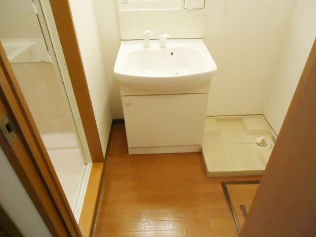 洗面設備　忙しい朝には欠かせない洗面所です♪